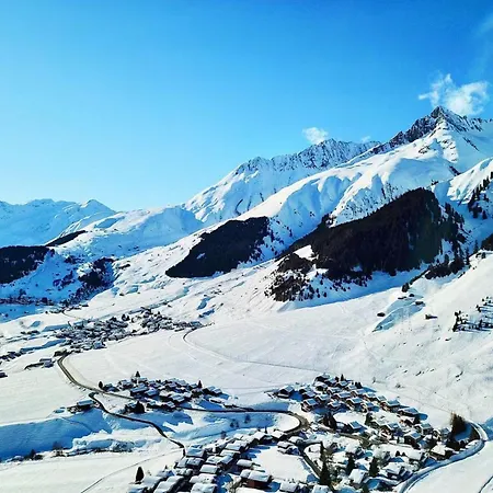 Chalet Wohlfuehloase Mit Viel Charme Sedrun